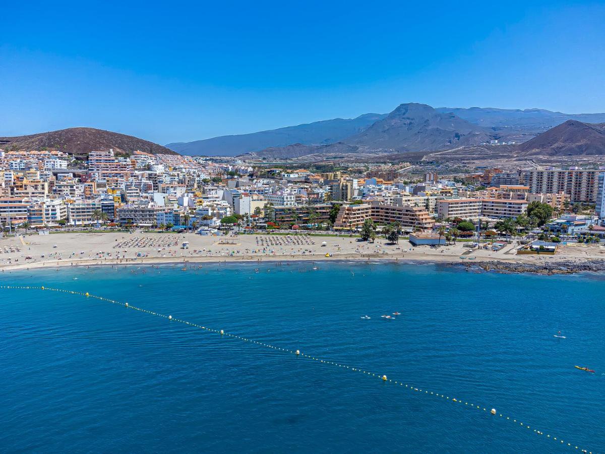 Luxury Holidays Suites, Playa De Los Cristianos ลอส กริสเตียนอส ภายนอก รูปภาพ