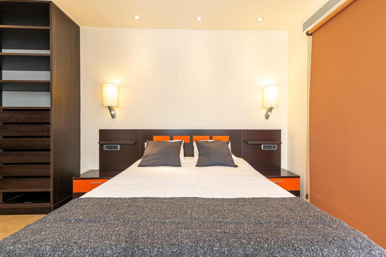 Luxury Holidays Suites, Playa De Los Cristianos ลอส กริสเตียนอส ภายนอก รูปภาพ