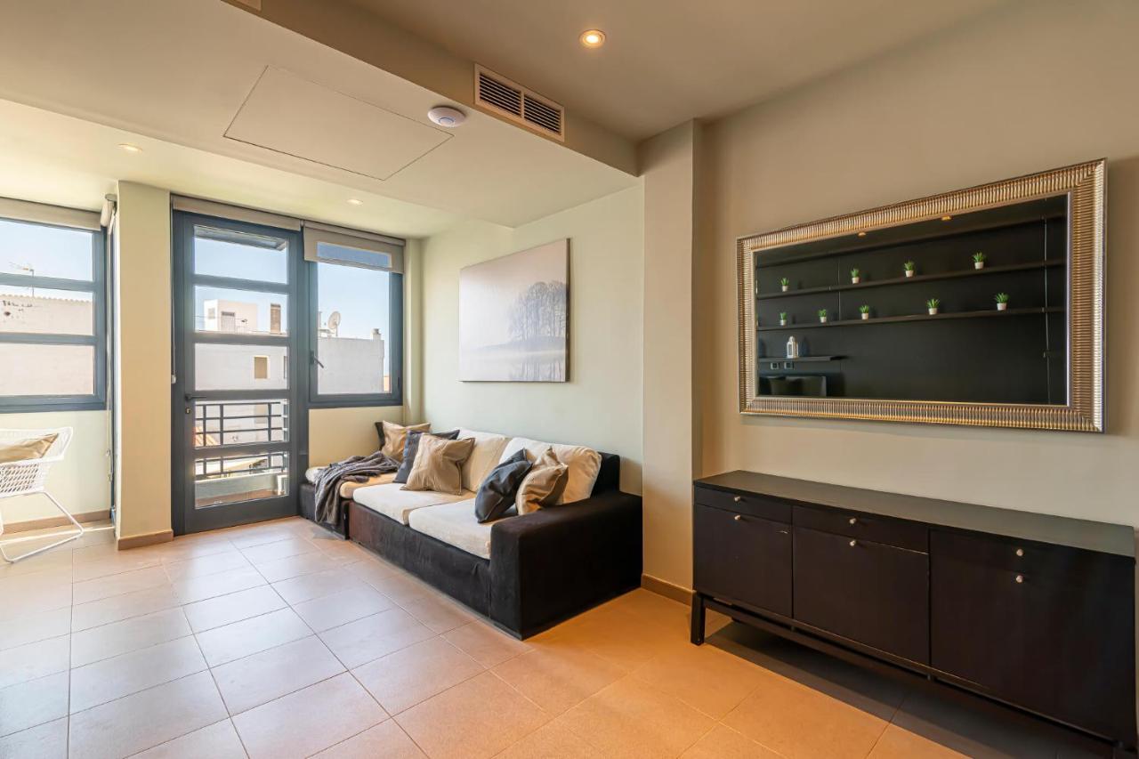 Luxury Holidays Suites, Playa De Los Cristianos ลอส กริสเตียนอส ภายนอก รูปภาพ