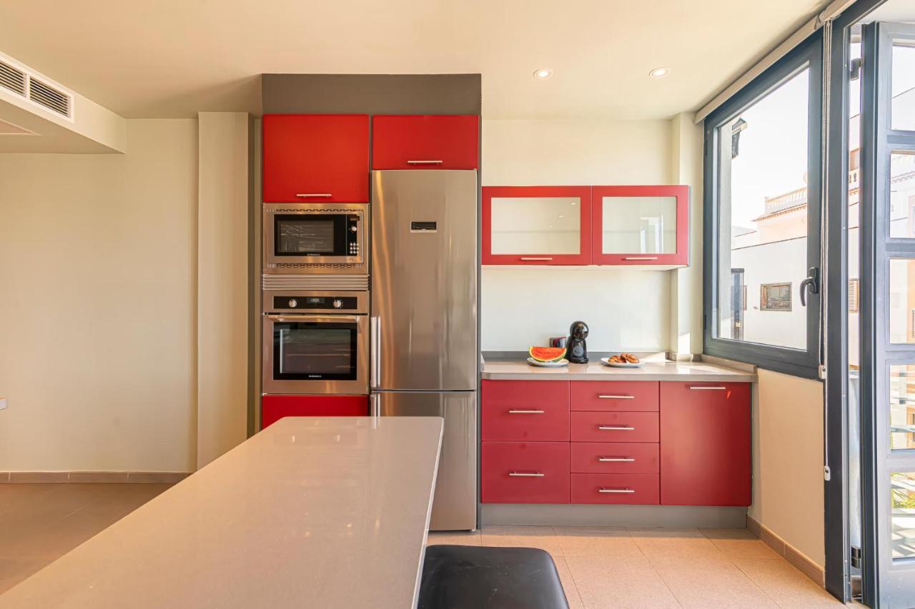 Luxury Holidays Suites, Playa De Los Cristianos ลอส กริสเตียนอส ภายนอก รูปภาพ