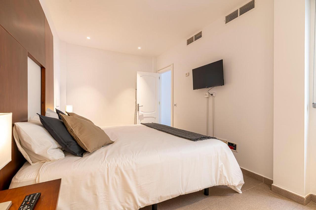 Luxury Holidays Suites, Playa De Los Cristianos ลอส กริสเตียนอส ภายนอก รูปภาพ