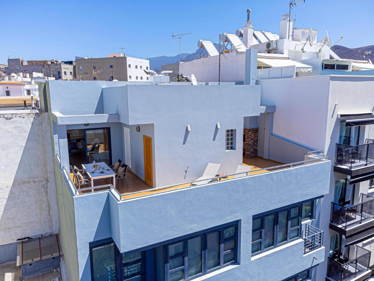 Luxury Holidays Suites, Playa De Los Cristianos ลอส กริสเตียนอส ภายนอก รูปภาพ