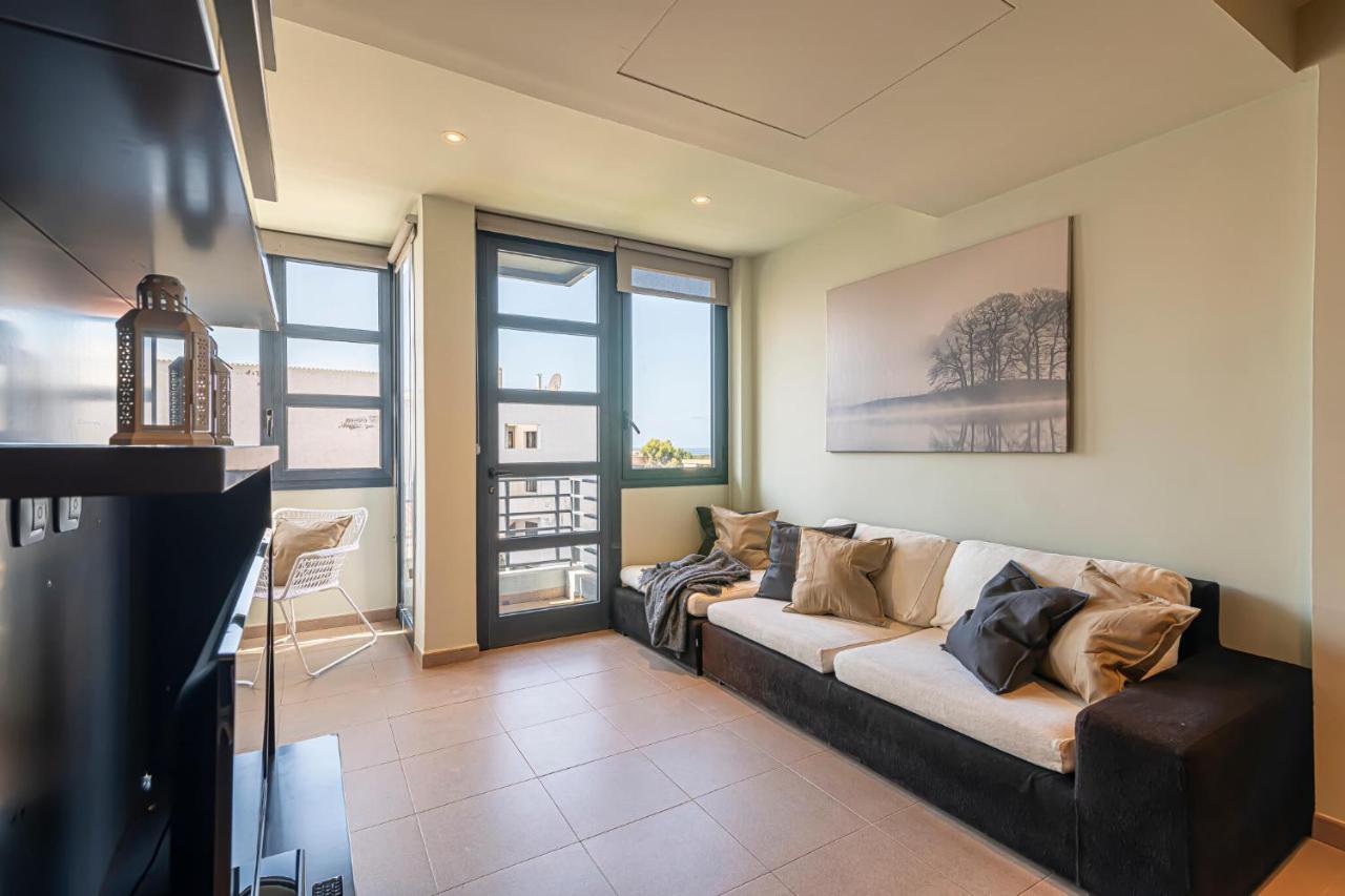 Luxury Holidays Suites, Playa De Los Cristianos ลอส กริสเตียนอส ภายนอก รูปภาพ