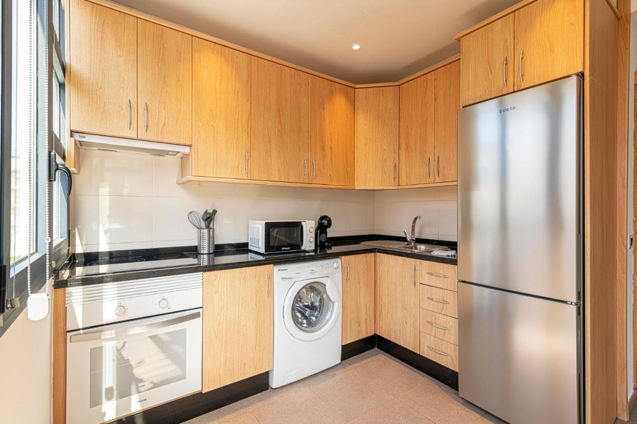 Luxury Holidays Suites, Playa De Los Cristianos ลอส กริสเตียนอส ภายนอก รูปภาพ